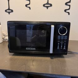 Black + Decker Microwave