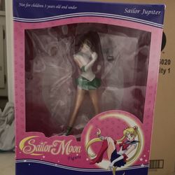 Sailor Moon Figure