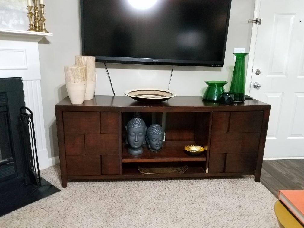 Dark Tone Wood TV Stand