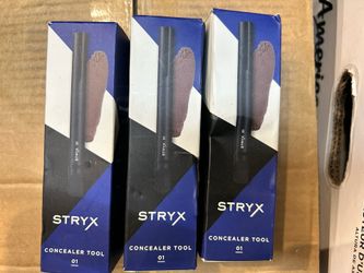 Struck Concealer Tool- dark eclipse three for $15