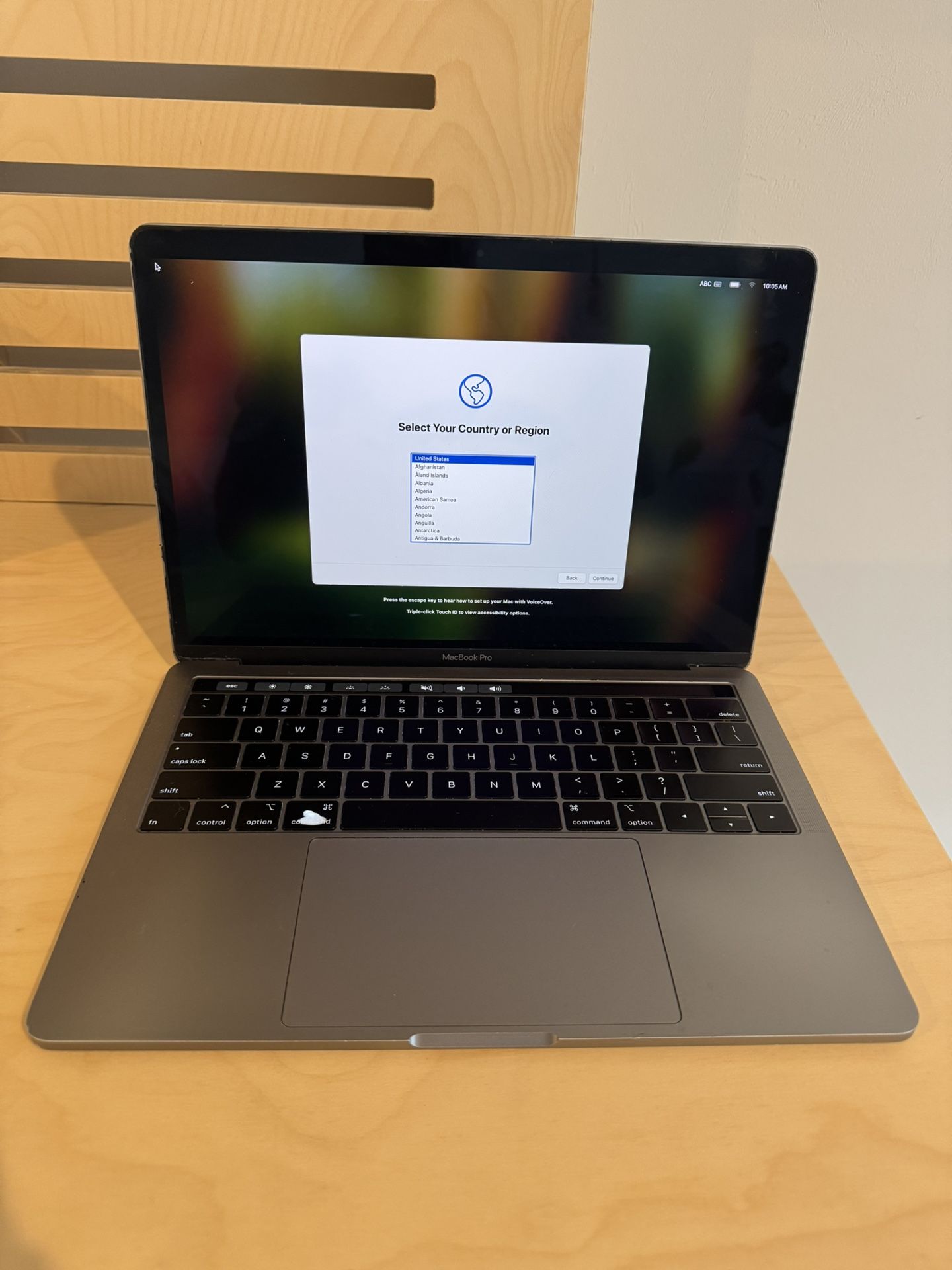 MacBook Pro 13” 2019 – One USB-C Port Not Working – Excellent Condition