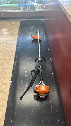 Lawn and garden weed wacker Stihl fs131r