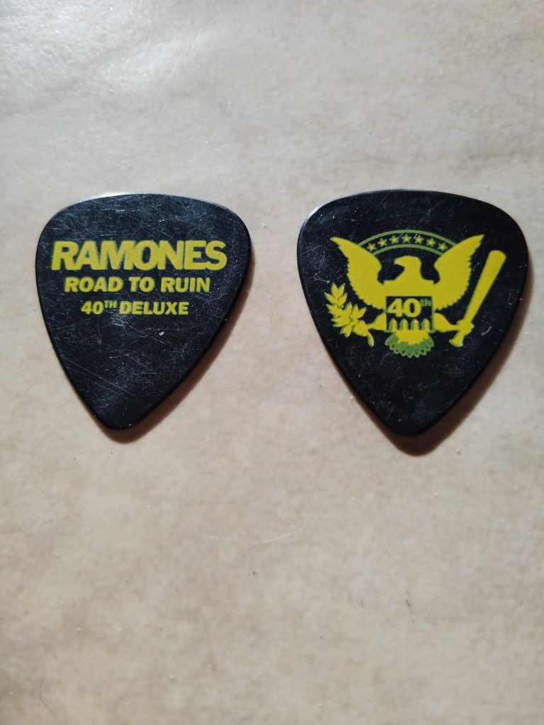 Ramones Road To Ruin 40th Deluxe Anniversary Guitar Pick Rare