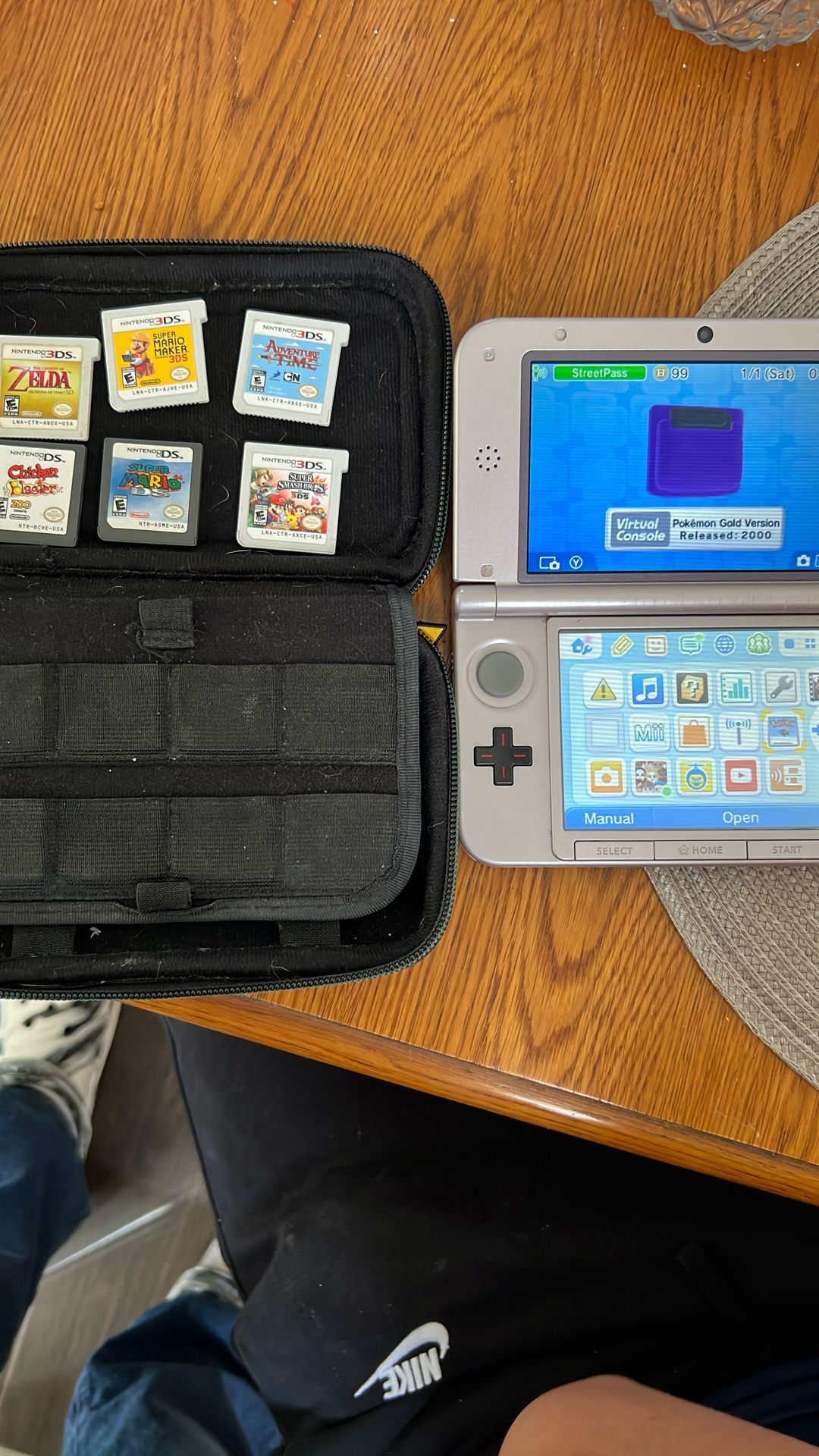 Nintendo 3DS XL NES Limited Edition