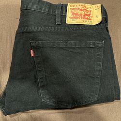 Men’s Levi Jeans 