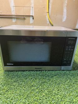 Panasonic NN-SC668S 1200W Inverter Microwave