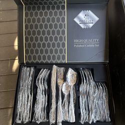 Silverware Flatware Cutlery Set, 30-piece Stainless Steel Tableware Cutlery Knife, Fork And Spoon Gift Box Set(Color:Silver)