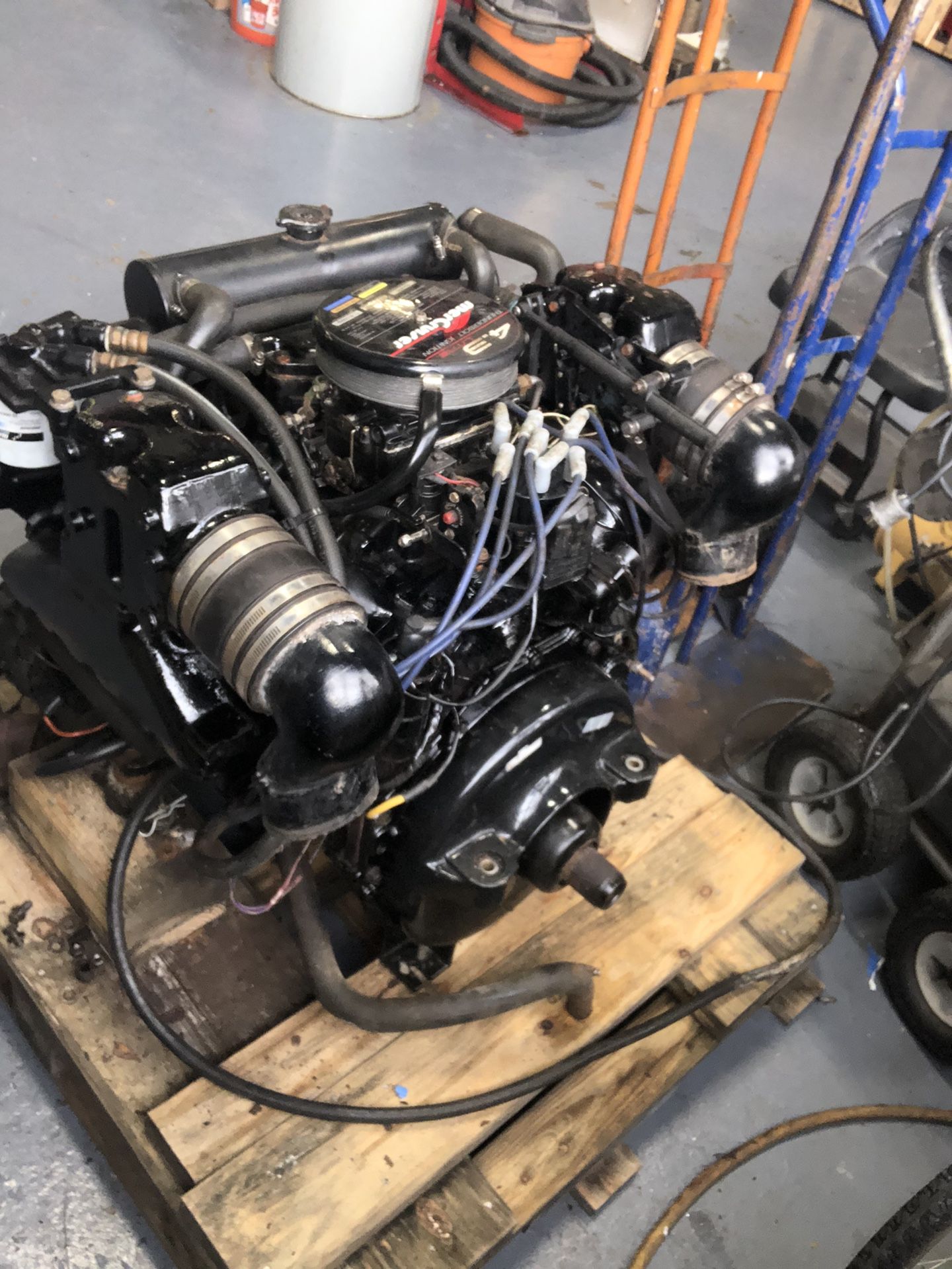 Mercruiser Engine For Sale, Runs Great!! For Sale In Seattle, WA - OfferUp