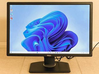 Dell UltraSharp U2412M 24 Inch Monitor