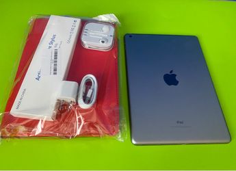 Apple iPad 6th Generation – 32 GB – 9.7” Retina Display – Excellent Condition