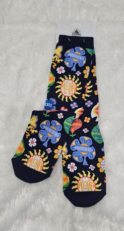 Disney Park Exclusive Its A Small World Aloha & Good Bye Unisex Socks