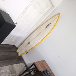 Surf Board 