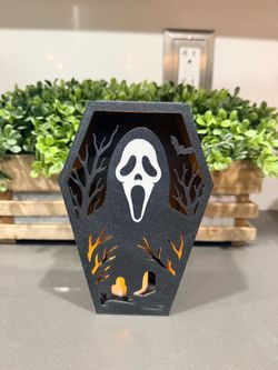 Scream ghost face coffin decor