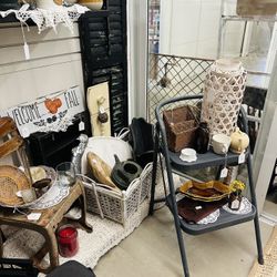 East Aurora Flea Market 