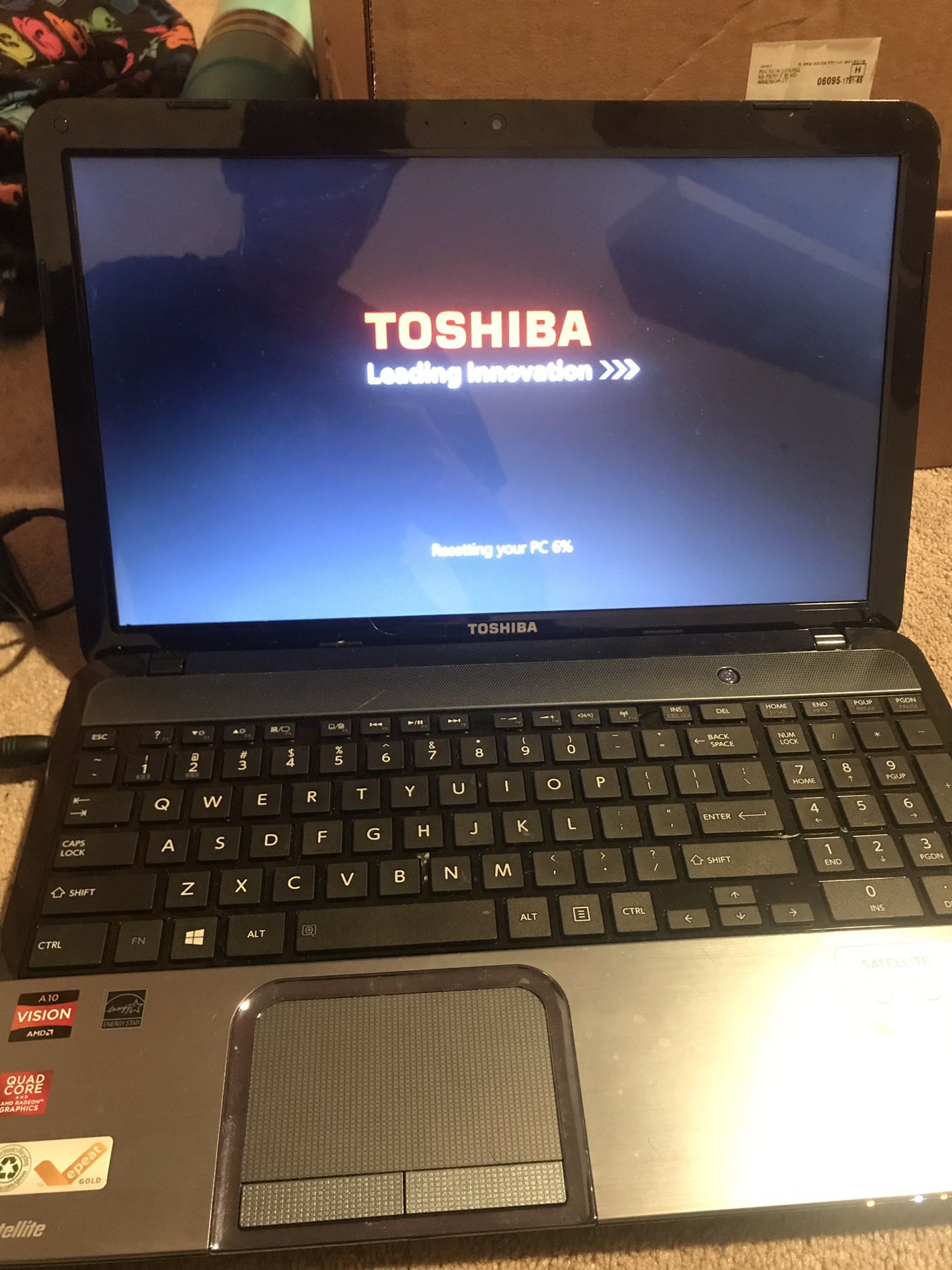 Toshiba SATELLITE laptop S855D-S5120