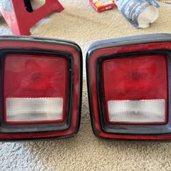 Jeep JL/JLU OEM Taillights