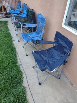 5 Camping chairs 4 like new