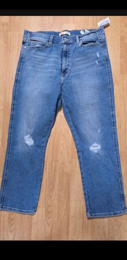 Lady's Distressed Jeans sz 18