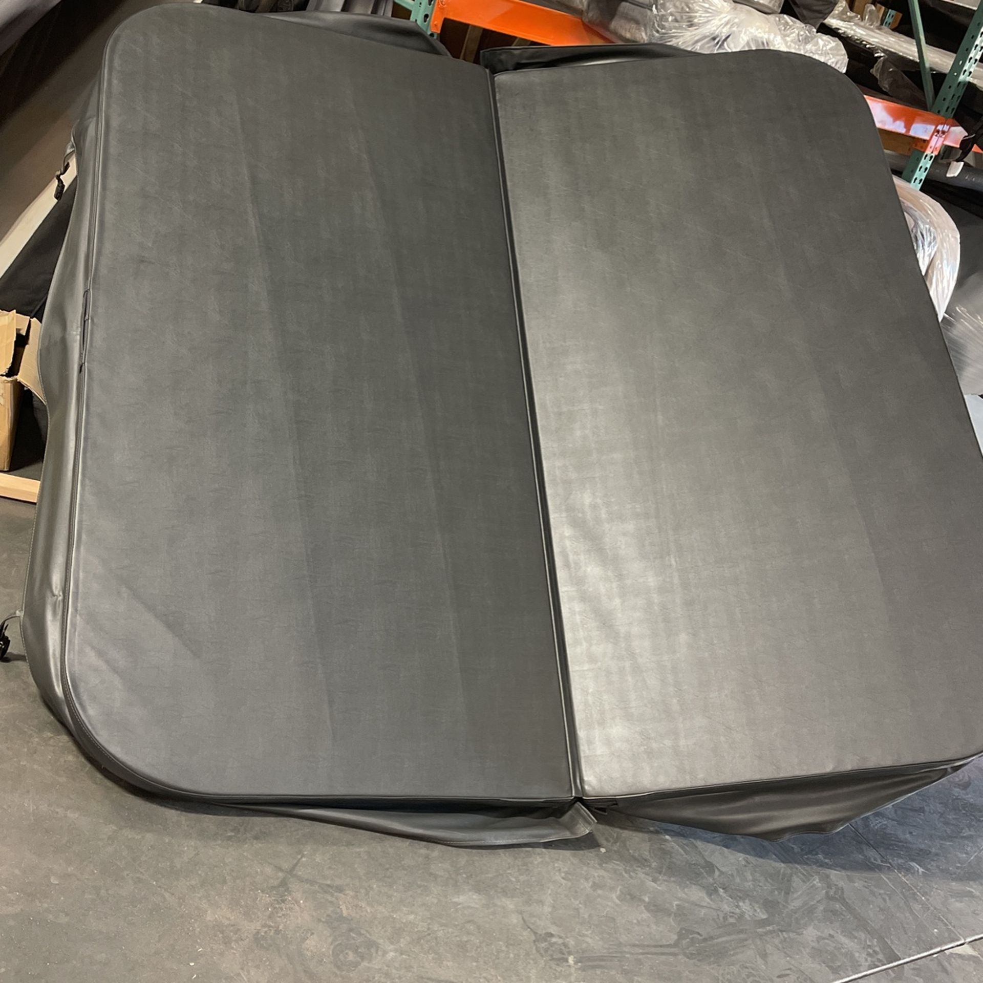 Hot Tub Cover 92x92 8x8 for Sale in Mesa, AZ OfferUp