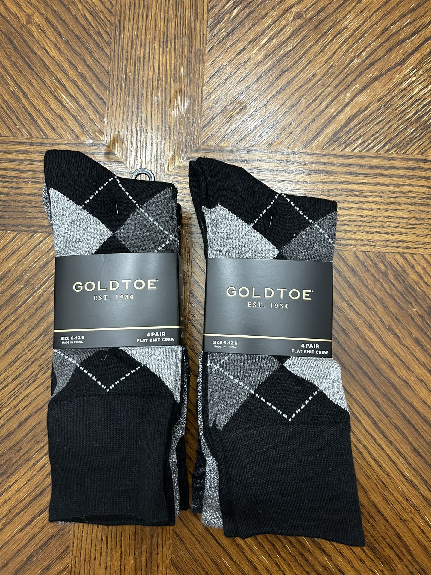NWT Gold toe men’s flat knit crew socks 8 pairs