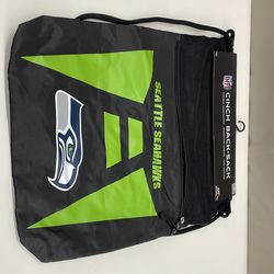 Seahawks cinch bag. Item No 690 (Shopgoodwill )