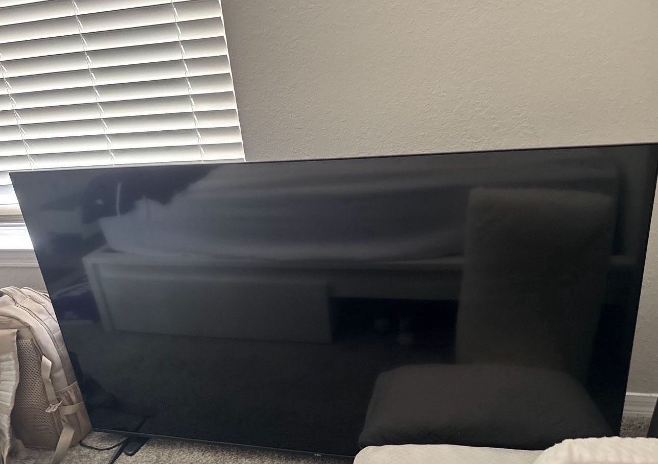 TCL 65” Inches TV Like New!