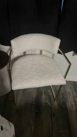 Chair Vanity