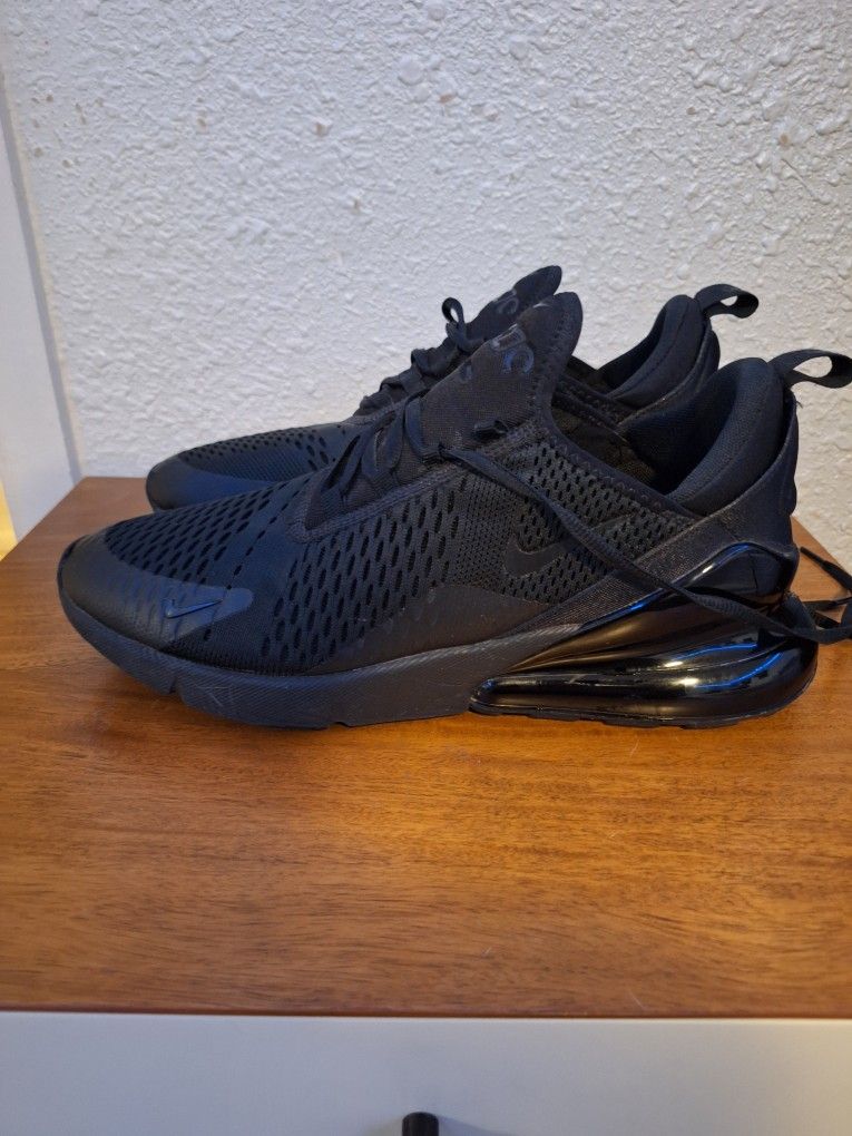 Black Nike Air Max 270 Shoes