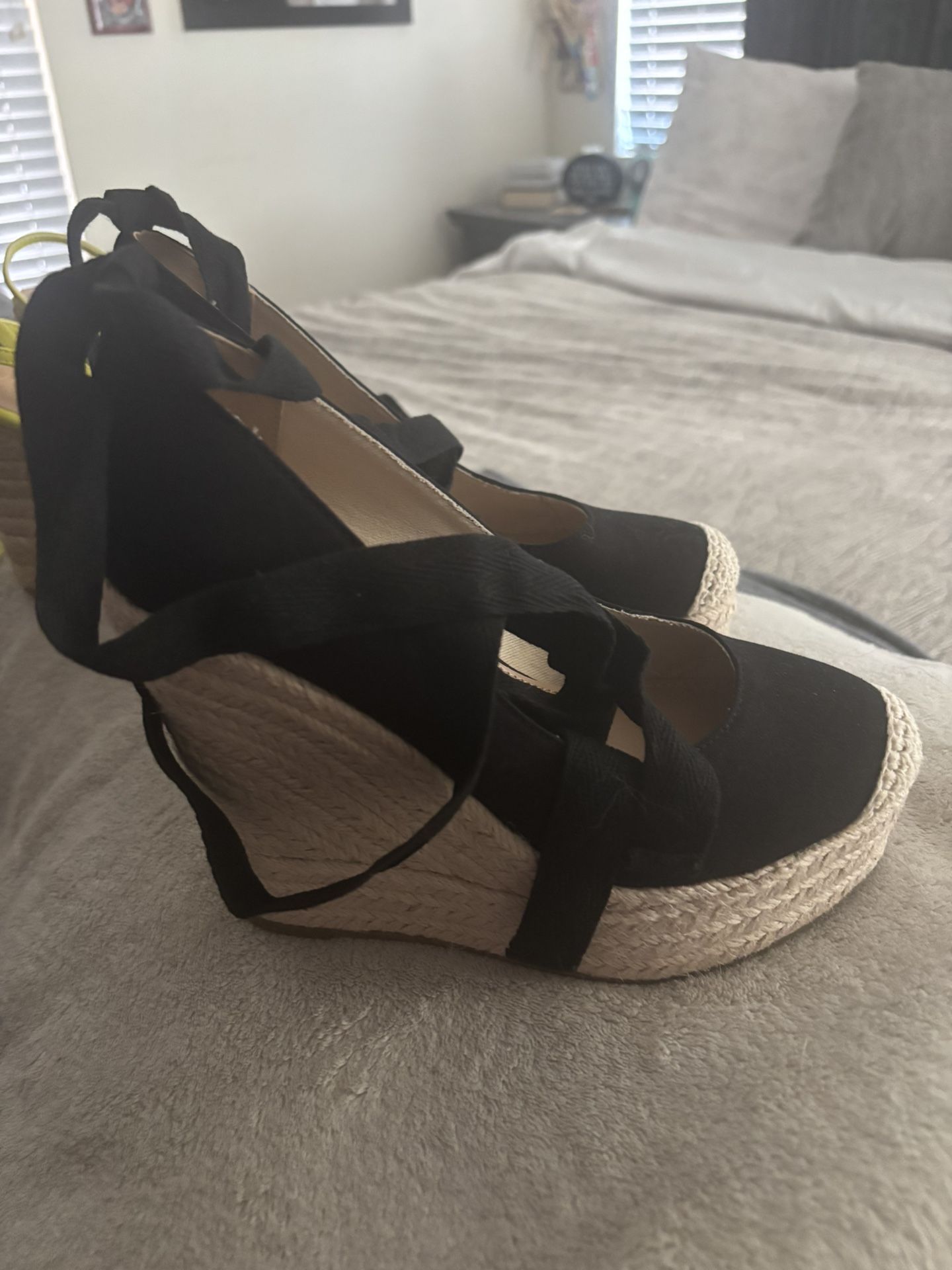 Black Wedges Size 6