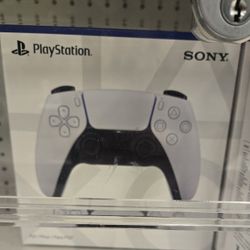 New! Playstation 5 controller 