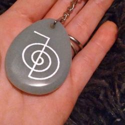 Natural Crystal Keychain With Reiki Symbol 