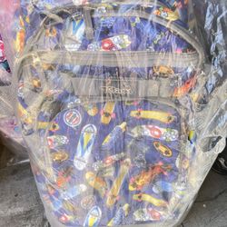 Return bsck Tilami Kids Rolling Backpack 18 inch Boys and Girls Laptop Backpack