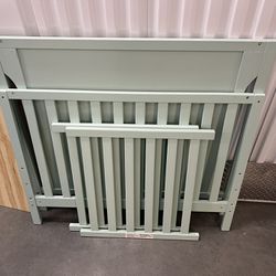Infant/Toddler Mini Crib 