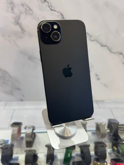 iPhone 15 Plus 128GB Unlocked Pre-owned