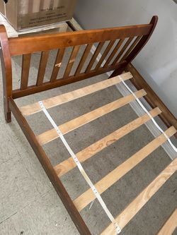 Wood Sleigh Bed Frame with Slats