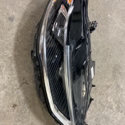 2015 For Fusion Right Head Lamp 