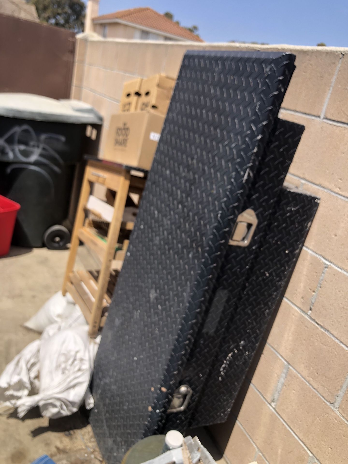 *PRICE DROPPED* Toolbox For Truck. Need Gone This Weekend, Send Offers!