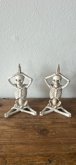 Skeleton decor