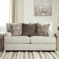Alesandra sofa and loveseat