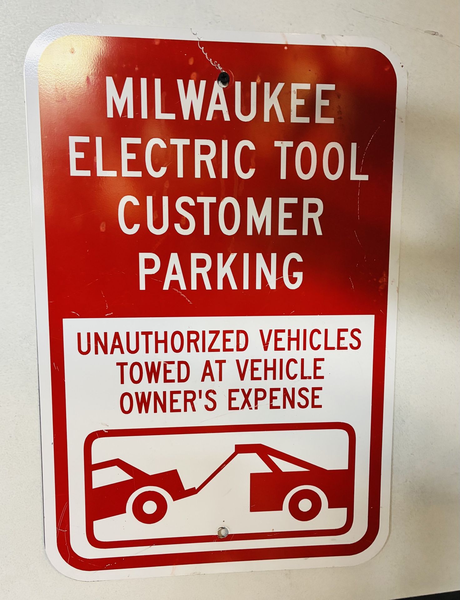 Milwaukee Electric Tool Metal Tow Sign