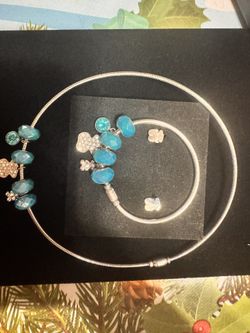 Choker , Earrings and Bracelet Set