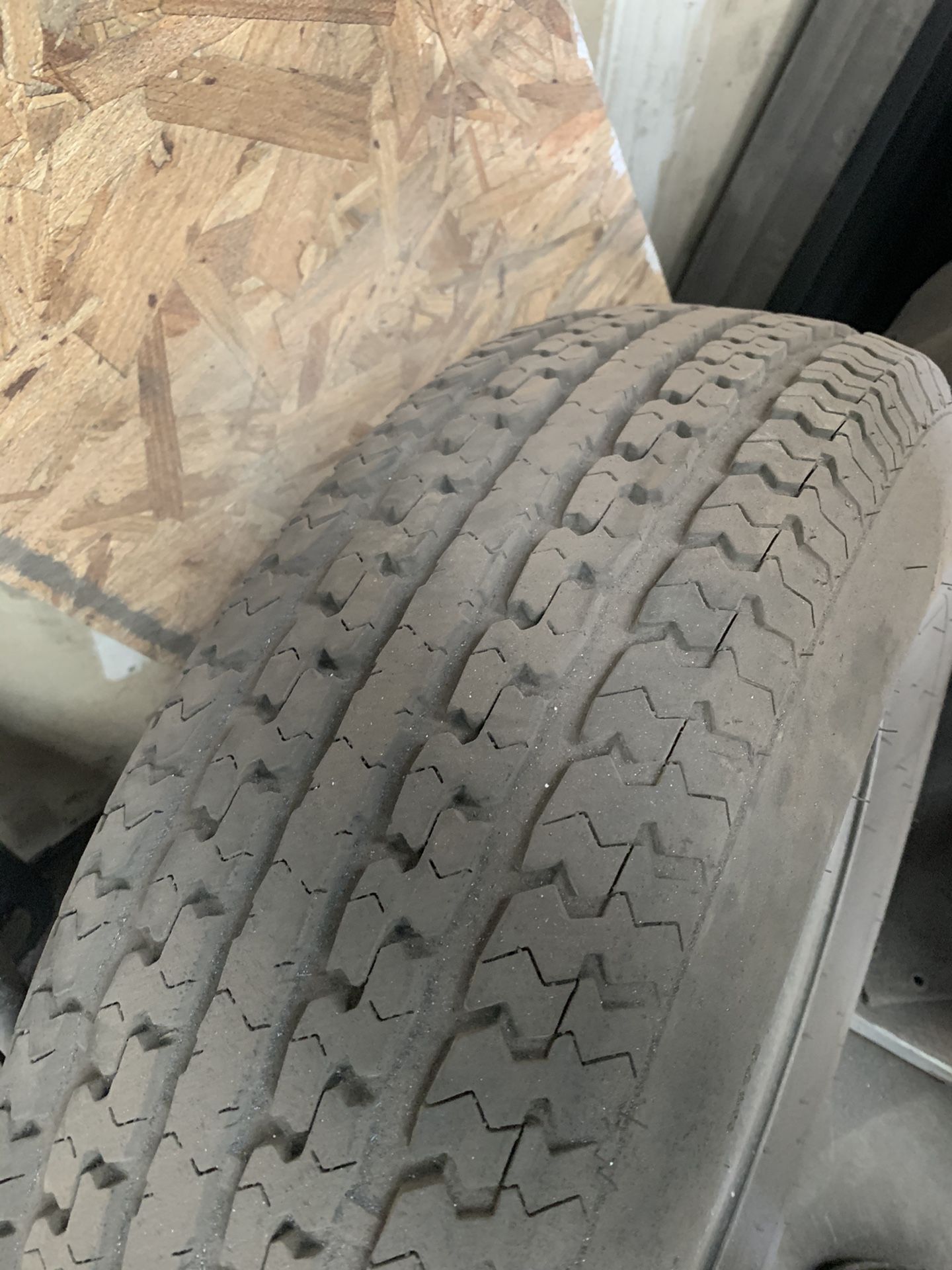 2 heavy duty trailer wheels 235/80/16