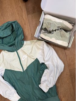 Nike Girls Clothing Size (6-7)