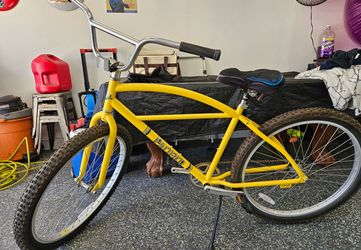 Pacifico beach cruiser bicycle