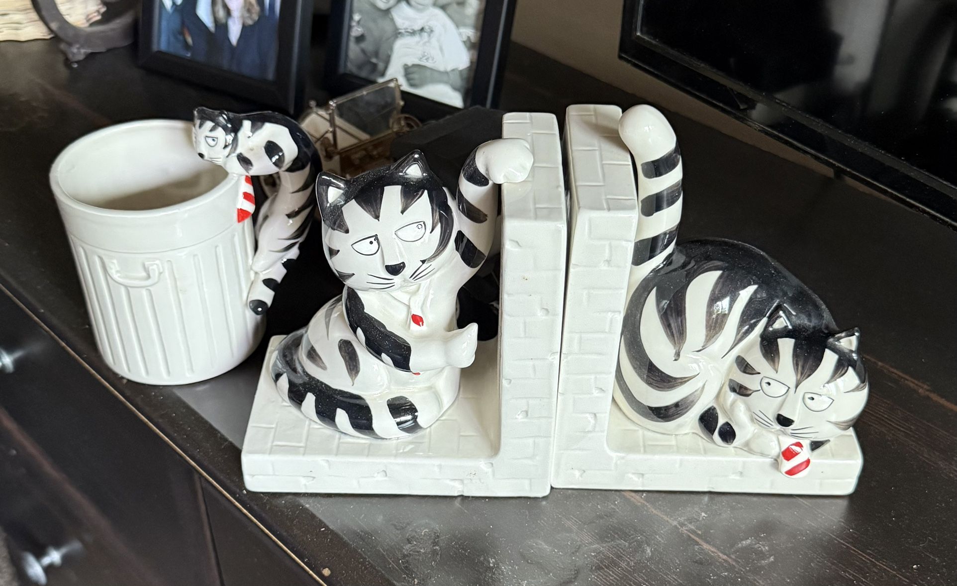 Vintage Takahashi “Tom Cat” Ceramic Bookends & Cup