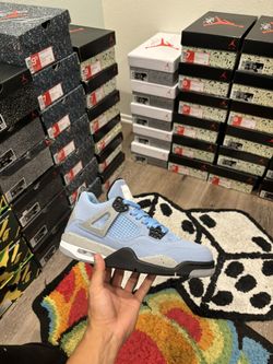 Jordan 4 Retro “UNC”