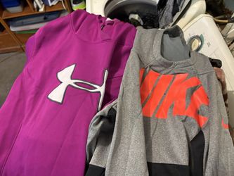 **ENTIRE BIN FOR $30*** Sweatshirts, And Hoodies Size Small And Medium Namebrand