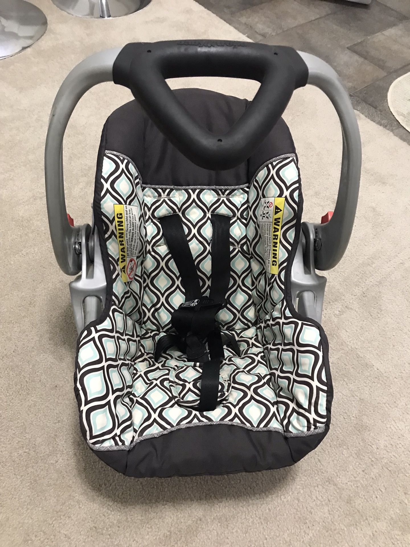 Baby Trend Infant Car Seat and Base 