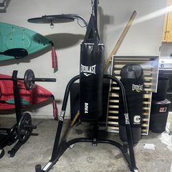 Everlast Three-Station Heavy Duty Punching Bag Stand