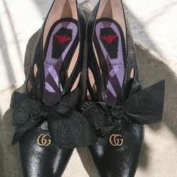 Gucci Women’s Leather Pumps – Size 38/ EU 8 (Made in Italy)